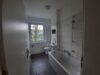 Helle 3-Zimmer-Wohnung - Bad mit Badewanne